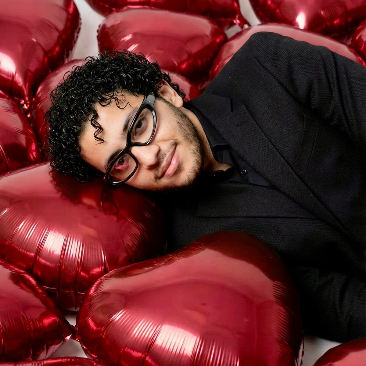 Valentines Baloons Selfie Prompt — Portrait AI art prompt example for Gemini and Stable Diffusion